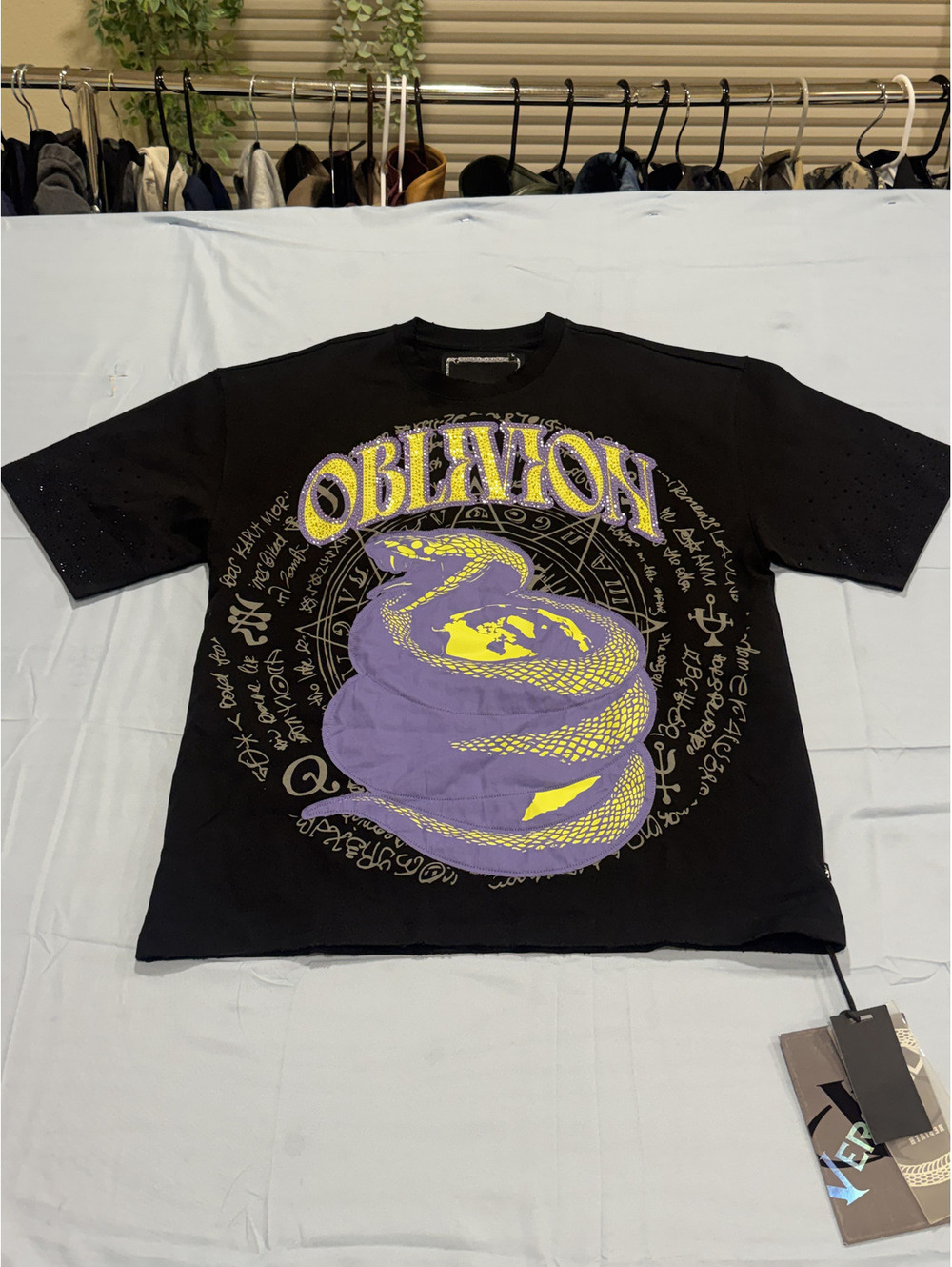 Verselli Oblivion black graphic T-shirt 45